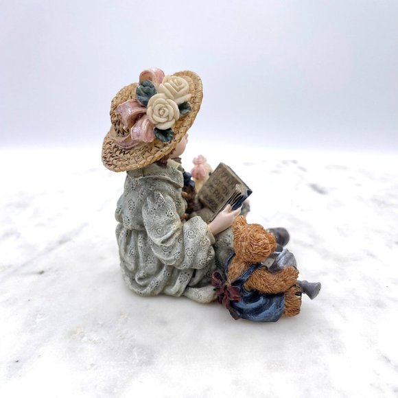 Boyds Yesterday's Child Figurine Julia "Home Again" #3520 1997 Series 9 - Picture 5 of 12